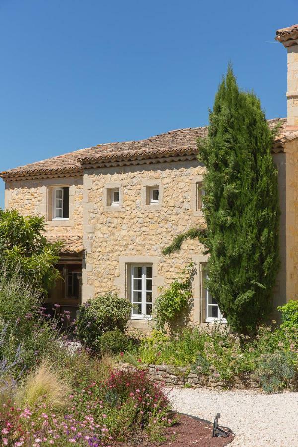 Des Alexandrins Bed & Breakfast *
